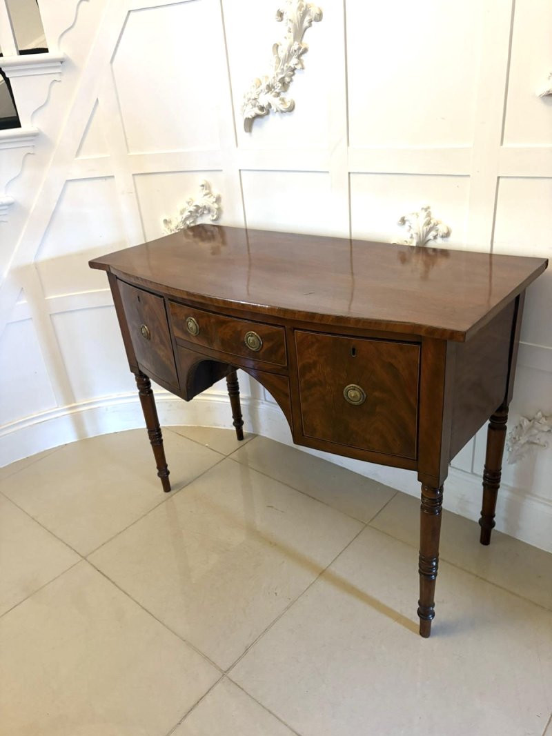 Small Antique George III Quality Figured Mahogany Bow Front Sideboard - Image 5